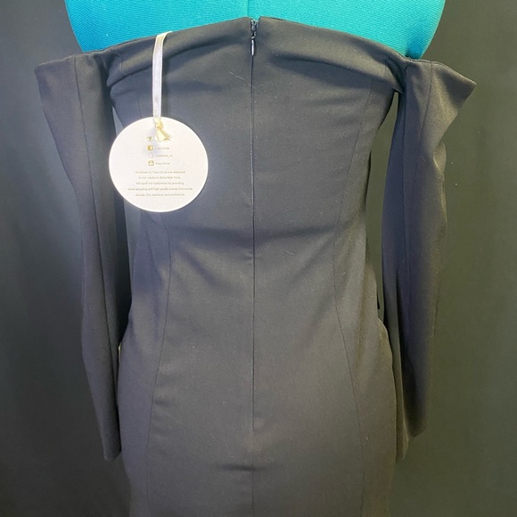 Off the shoulder tux dress - Picture 6 of 15